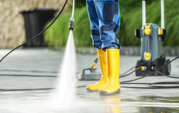 Best Commercial Pressure Washing  in Washburn, IL