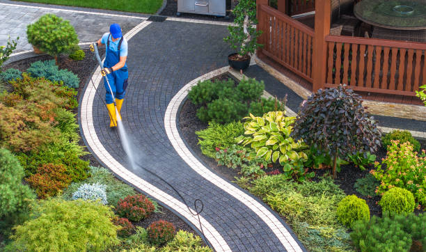 Best Concrete Pressure Washing  in Washburn, IL